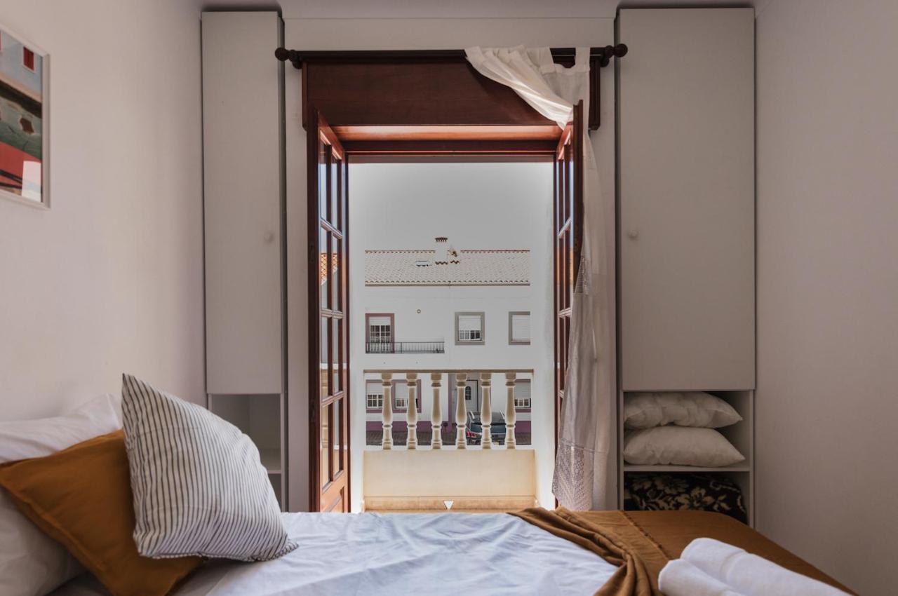 Zambujeira Do Mar 4-Bed House Perfect For Families & Friends Lägenhet Exteriör bild