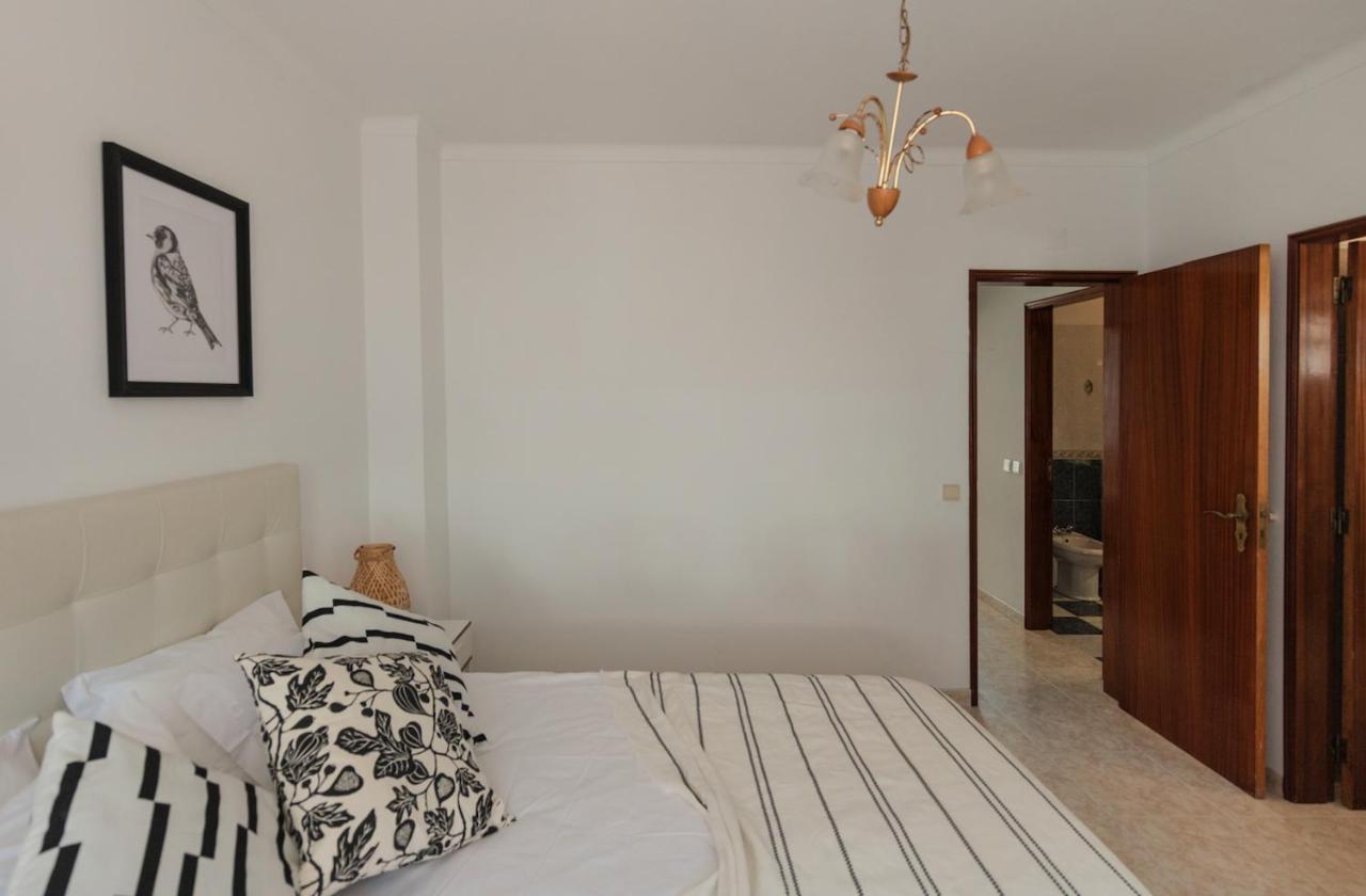Zambujeira Do Mar 4-Bed House Perfect For Families & Friends Lägenhet Exteriör bild