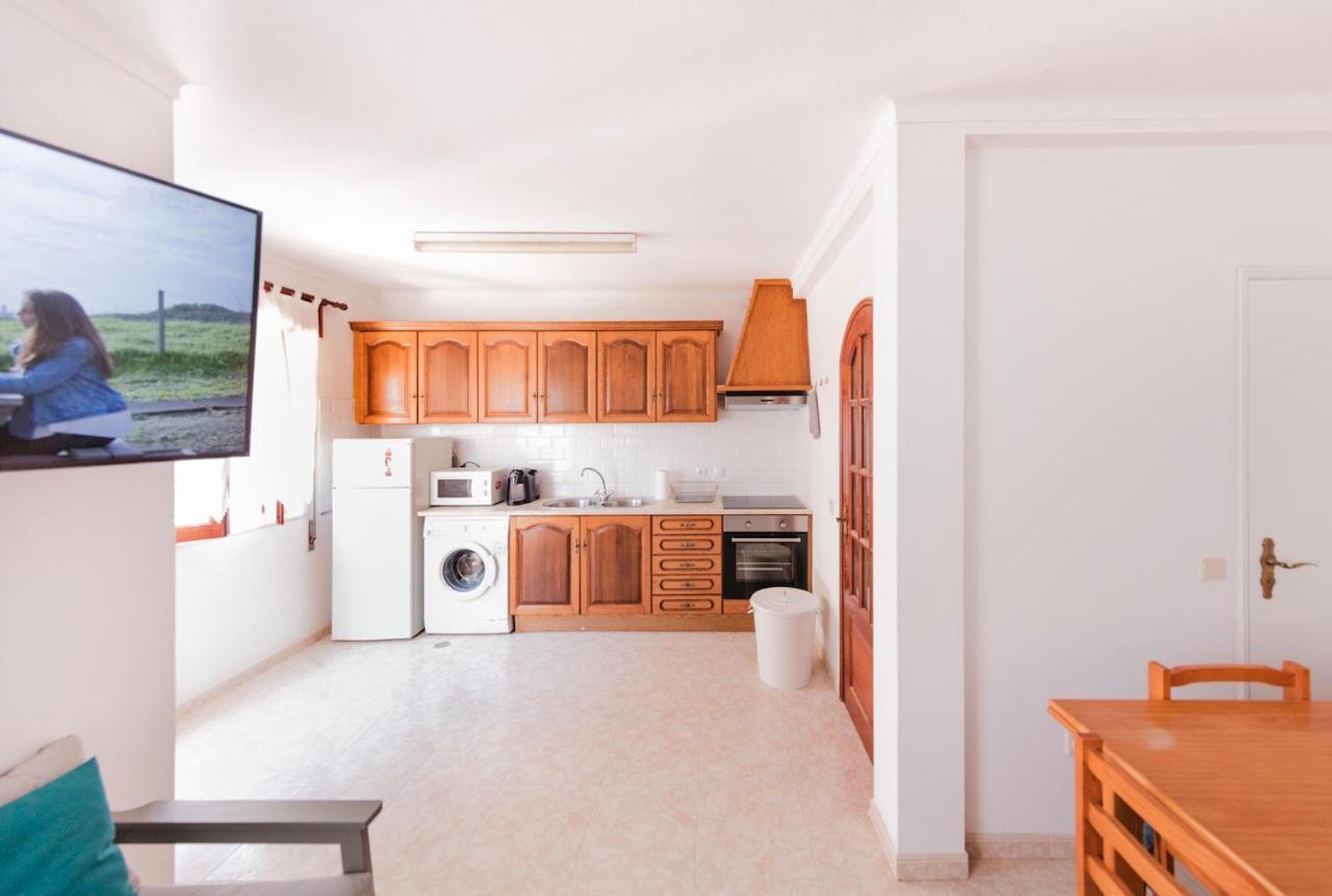 Zambujeira Do Mar 4-Bed House Perfect For Families & Friends Lägenhet Exteriör bild