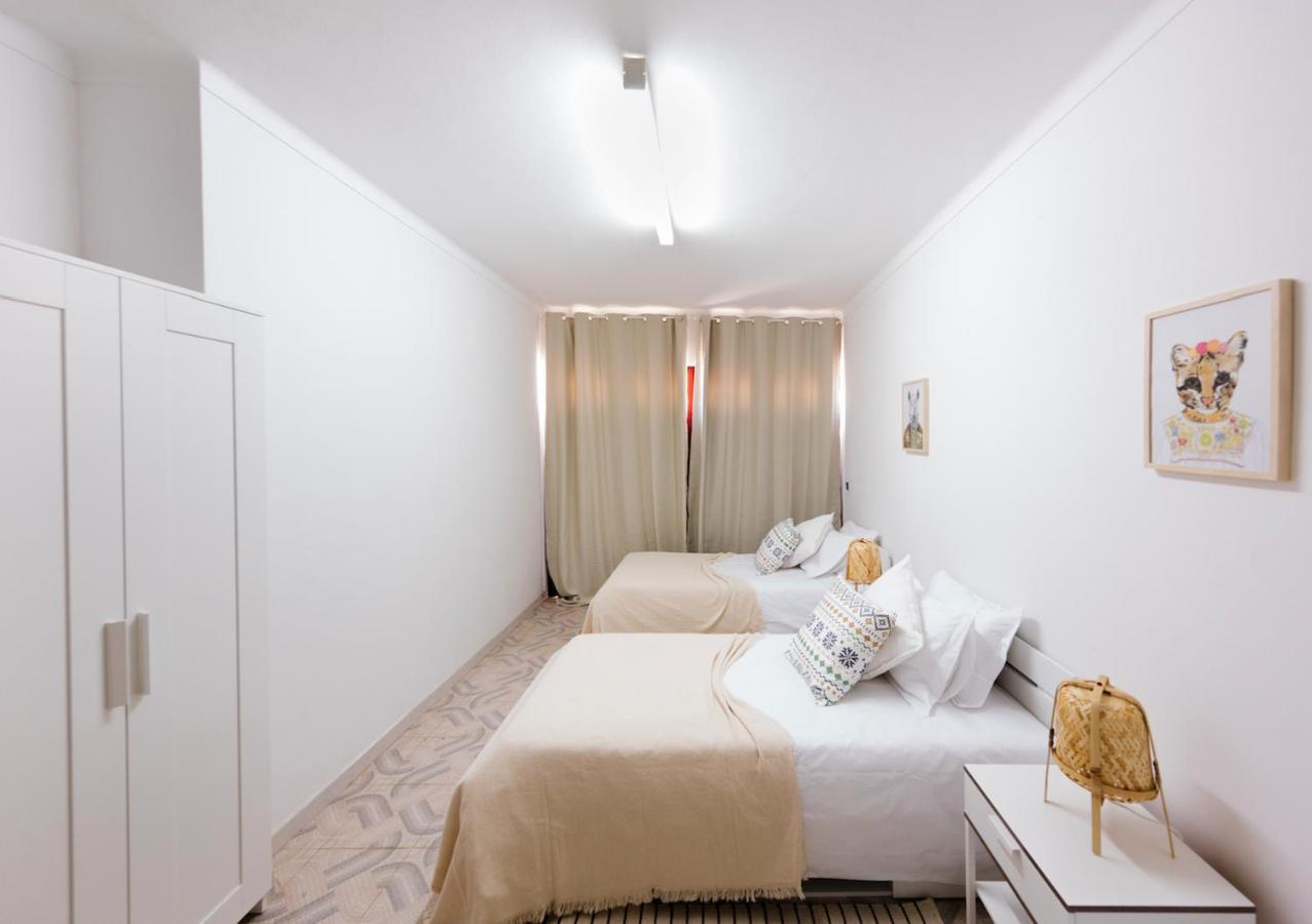 Zambujeira Do Mar 4-Bed House Perfect For Families & Friends Lägenhet Exteriör bild